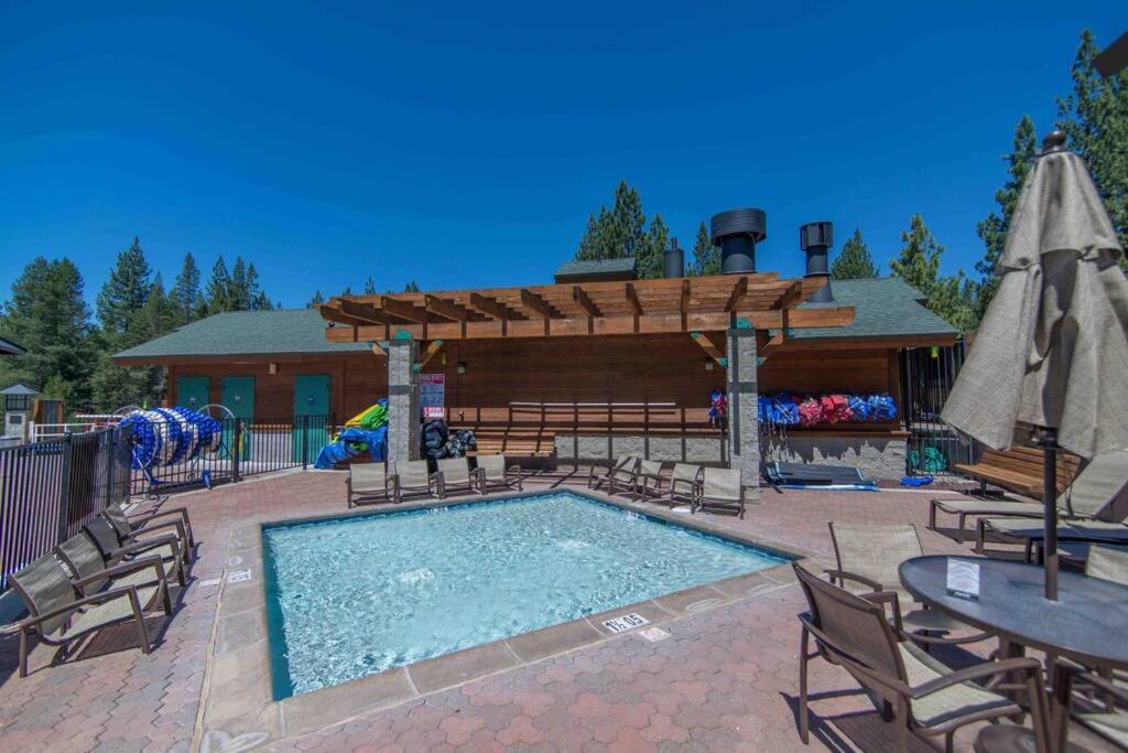 3Br Tahoe Donner Cabin With Hoa Perks Like Pools Hot-Tub Minutes To Trails Lake Golf Truckee Extérieur photo