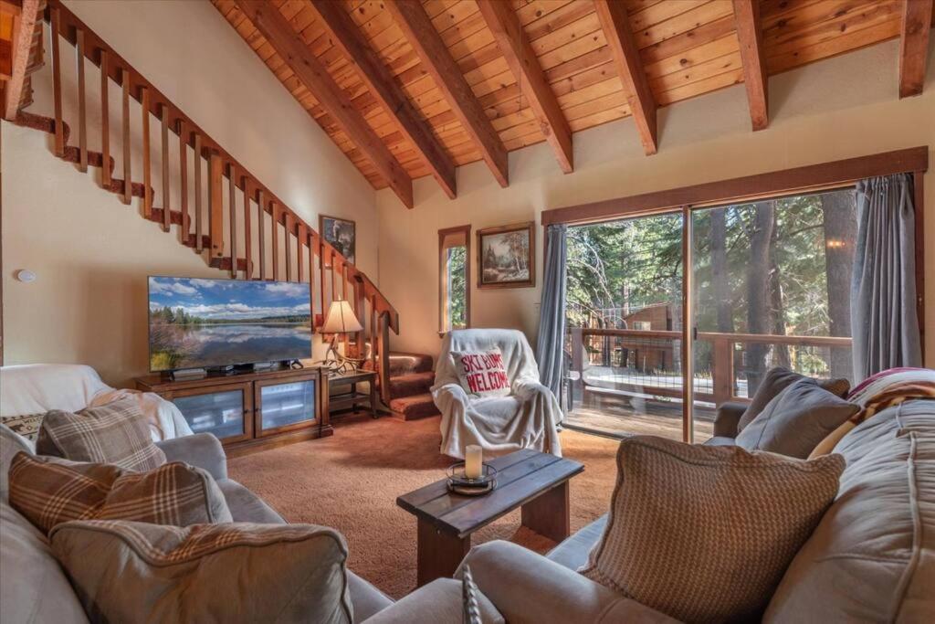 3Br Tahoe Donner Cabin With Hoa Perks Like Pools Hot-Tub Minutes To Trails Lake Golf Truckee Extérieur photo